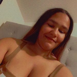 Meet your Posher, Kendra